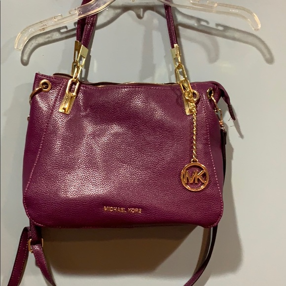 Michael Kors Handbags - ** Michael Kors Purse